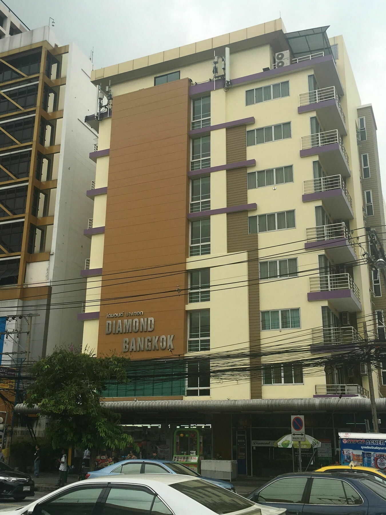 Diamond Bangkok Apartment Exterior photo